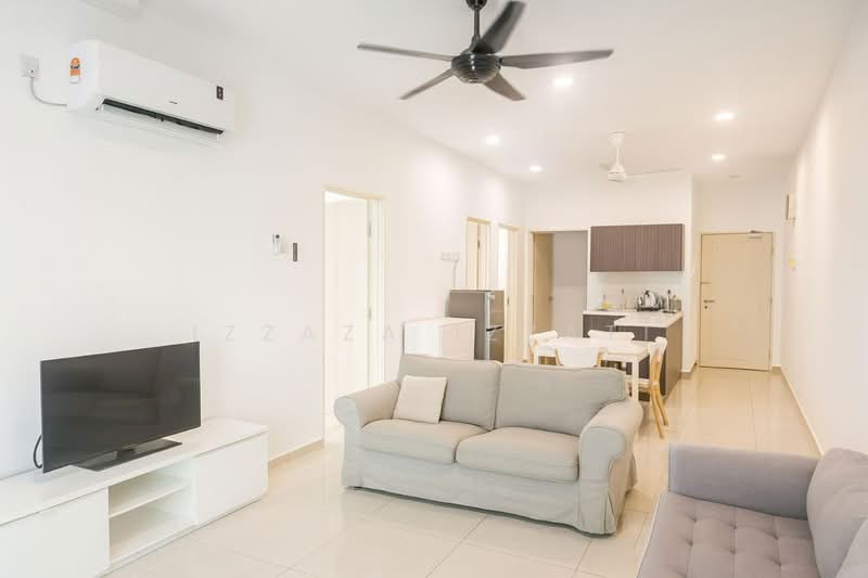 Kediaman Servis untuk Dijual di Vista Alam Serviced Apartment - Izzaza Izzati - Living Room - PropertyGuru.com.my