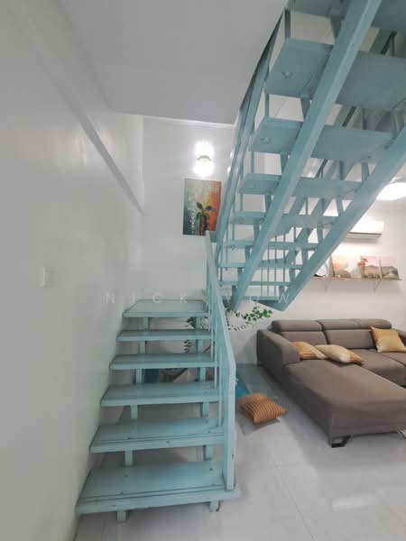 Rumah Flat untuk Dijual di Taman Sri Gombak - Nick Yow - Living Room - PropertyGuru.com.my