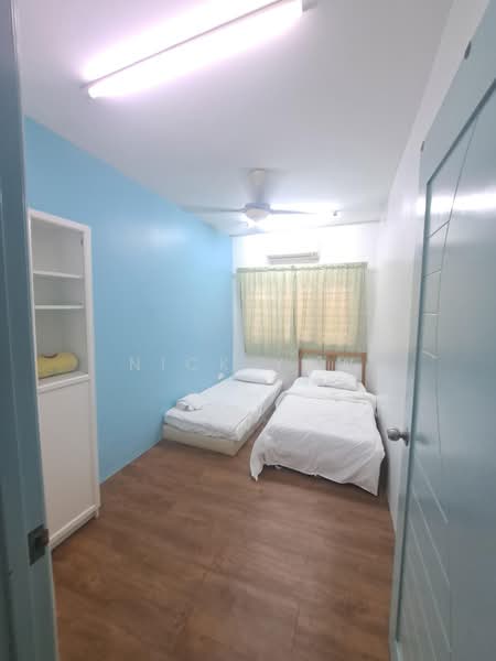 Rumah Flat untuk Dijual di Taman Sri Gombak - Nick Yow - Bedroom - PropertyGuru.com.my