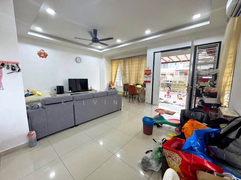 2-storey Terraced House for Sale in Ulu Tiram (Johor) - Kelvin Koay - Living Room - PropertyGuru.com.my