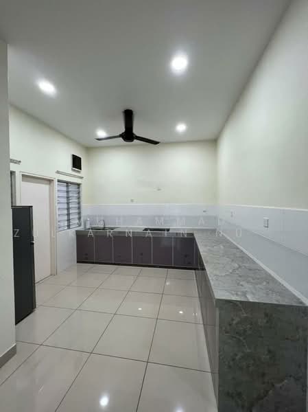 Kediaman Servis untuk Disewa di Saville @ Cheras - Muhammad Zulkarnain Nur Salim - Kitchen - PropertyGuru.com.my