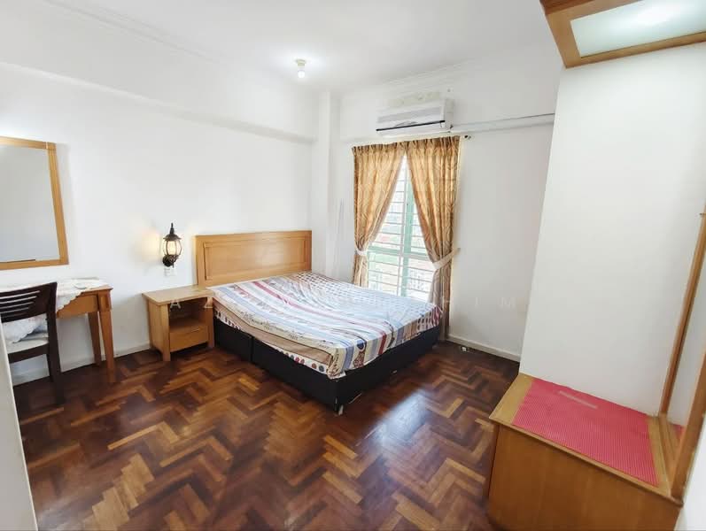 Condominium for Sale at Lanai Gurney - Azli Ibrahim - Bedroom - PropertyGuru.com.my