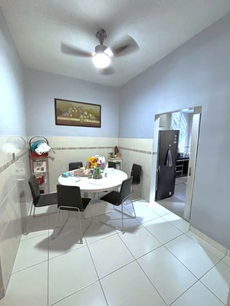 2-storey Terraced House for Sale in Taman Nusa Idaman (Iskandar Puteri (Nusajaya)) - Karl Lim - Dining Room - PropertyGuru.com.my