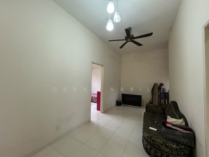 2-storey Terraced House for Rent in Kajang (Selangor) - Danny Nabil - Living Room - PropertyGuru.com.my