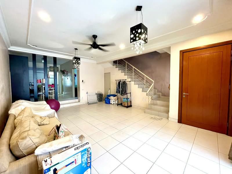 2-storey Terraced House for Sale in Desa Coalfields (Sungai Buloh) - Muin Mn - Living Room - PropertyGuru.com.my