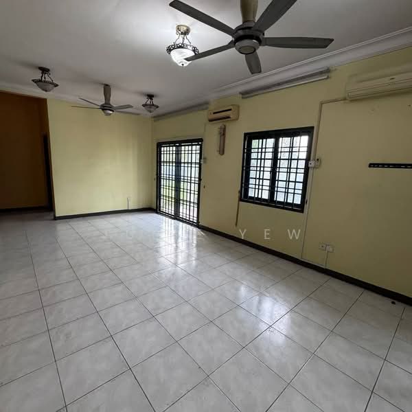 Rumah Teres 2-Tingkat untuk Dijual di Taman Mutiara Rini (Skudai) - Julie Yew - Living Room - PropertyGuru.com.my