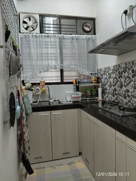 Kediaman Servis untuk Disewa di Seasons Garden Residences - Alfred Leow - Kitchen - PropertyGuru.com.my