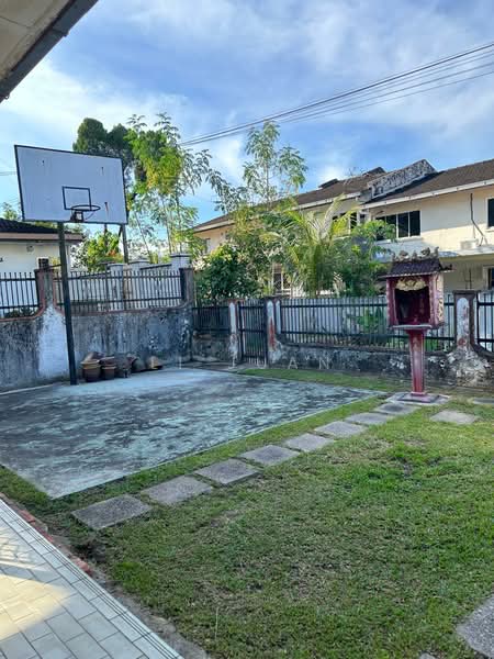 2-storey Terraced House for Sale in Taman Pelangi (Johor Bahru) - Li Juan - Exterior - PropertyGuru.com.my