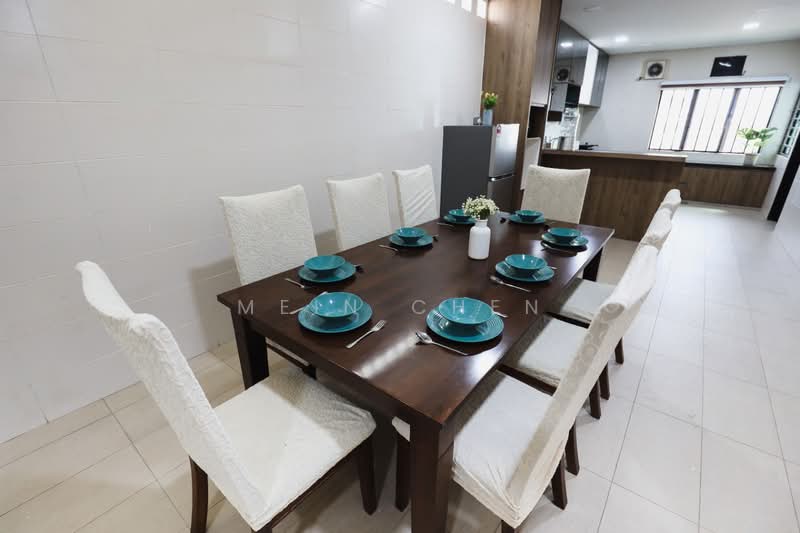 Bungalow House for Rent in Kampung Cheras Baru (Ampang) - Mein Chen - Dining Room - PropertyGuru.com.my