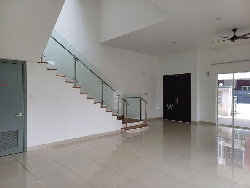 3-storey Terraced House for Rent in Taman Dolomite Templer (Rawang) - Nicole Saw - Interior - PropertyGuru.com.my