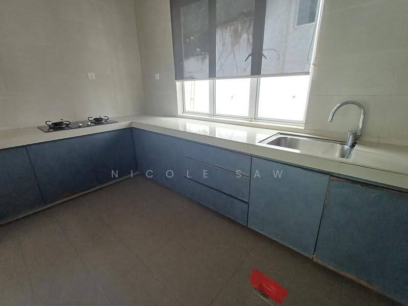 3-storey Terraced House for Rent in Taman Dolomite Templer (Rawang) - Nicole Saw - Kitchen - PropertyGuru.com.my