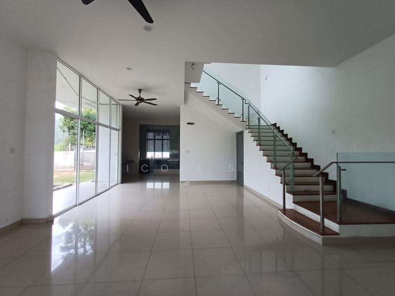 3-storey Terraced House for Rent in Taman Dolomite Templer (Rawang) - Nicole Saw - Living Room - PropertyGuru.com.my