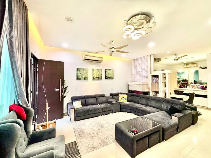 2-storey Terraced House for Sale in Ampang Jaya (Ampang) - Akmal Zakaria - Living Room - PropertyGuru.com.my