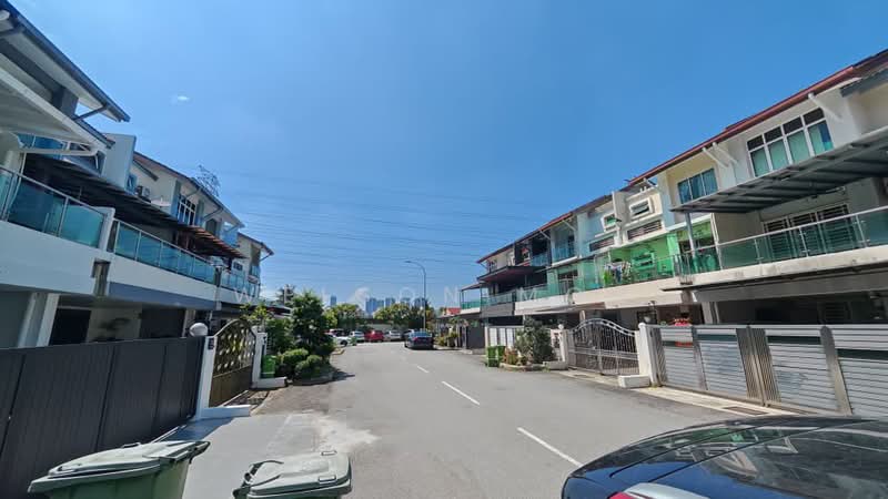 Rumah Teres 2.5-Tingkat untuk Dijual di Taman Fadason (Kepong) - Welson Moo - Exterior - PropertyGuru.com.my