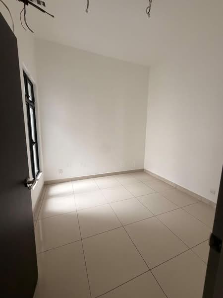 Cluster House for Sale in Austin Crest (Johor Bahru) - Suny Sior - Interior - PropertyGuru.com.my