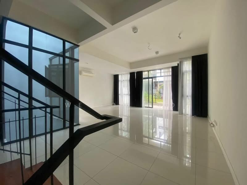 3-storey Terraced House for Sale in Ampang (Kuala Lumpur) - Welson Moo - Living Room - PropertyGuru.com.my