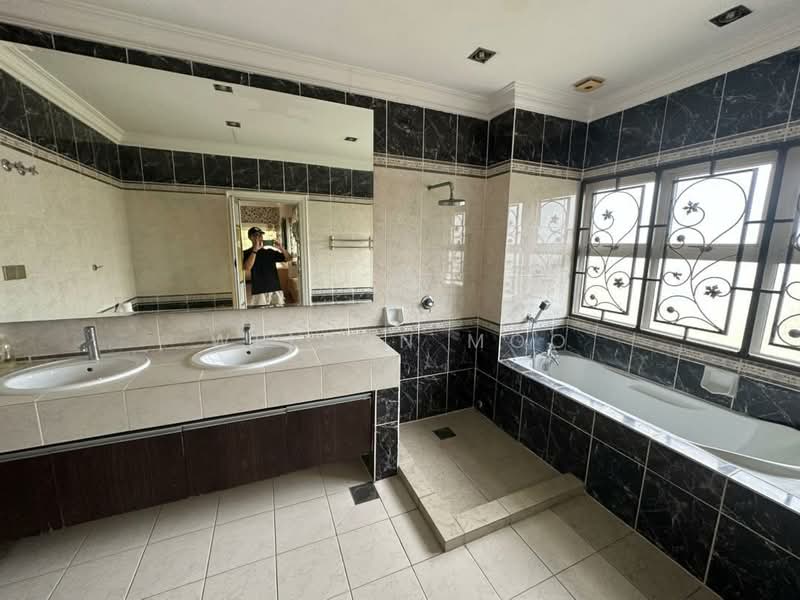 Bungalow House untuk Dijual di Kemensah Heights (Ulu Kelang) - Welson Moo - Bathroom - PropertyGuru.com.my