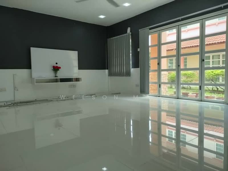 Bungalow House untuk Dijual di Kemensah Heights (Ulu Kelang) - Welson Moo - Living Room - PropertyGuru.com.my