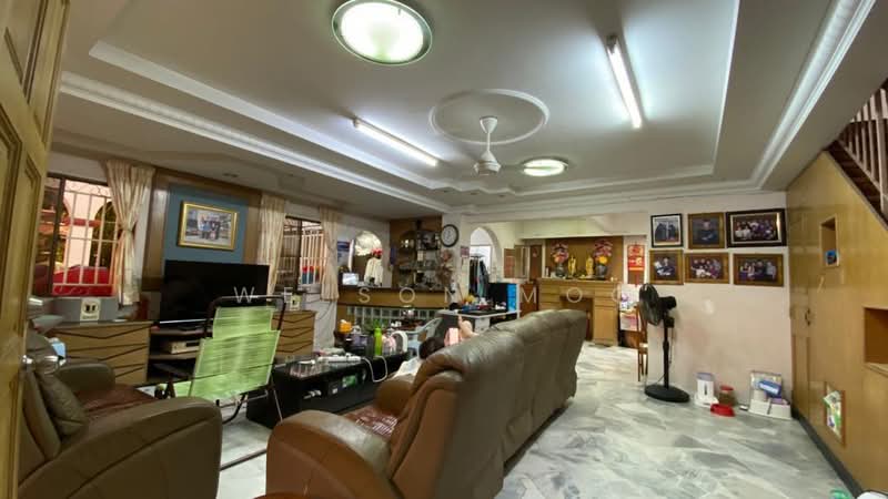 2-storey Terraced House for Sale in Ampang (Ampang) - Welson Moo - Living Room - PropertyGuru.com.my