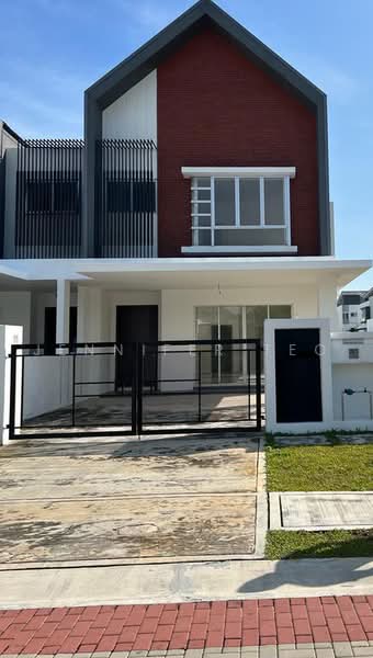 2-storey Terraced House for Sale in Bandar Gamuda Gardens (Rawang) - Jennifer Teo - Exterior - PropertyGuru.com.my