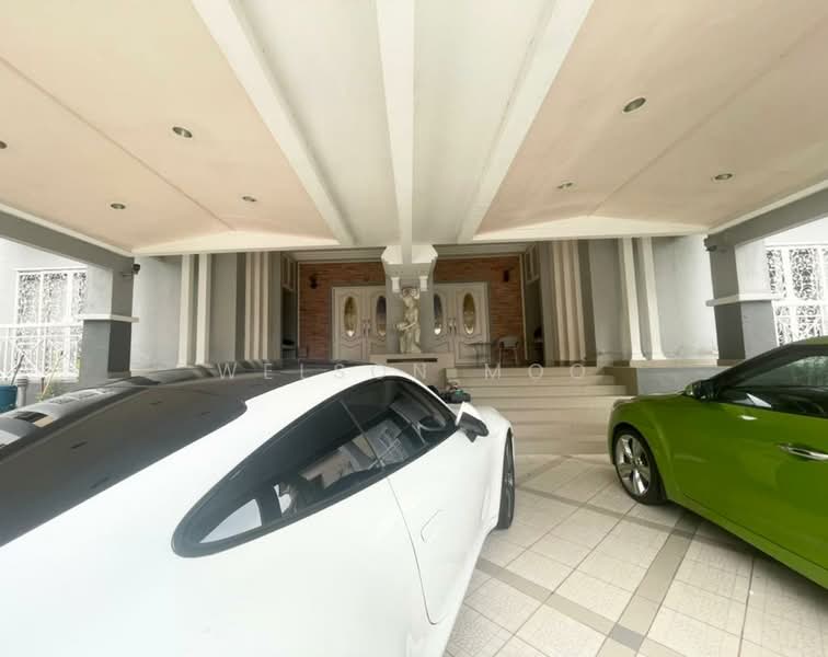 Semi-Detached House for Sale in Ukay Perdana (Ulu Kelang) - Welson Moo - Entrance - PropertyGuru.com.my