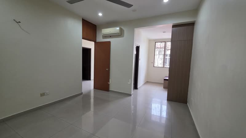 Rumah Teres 2-Tingkat untuk Dijual di Kemuning Utama (Shah Alam) - J J - PropertyGuru.com.my