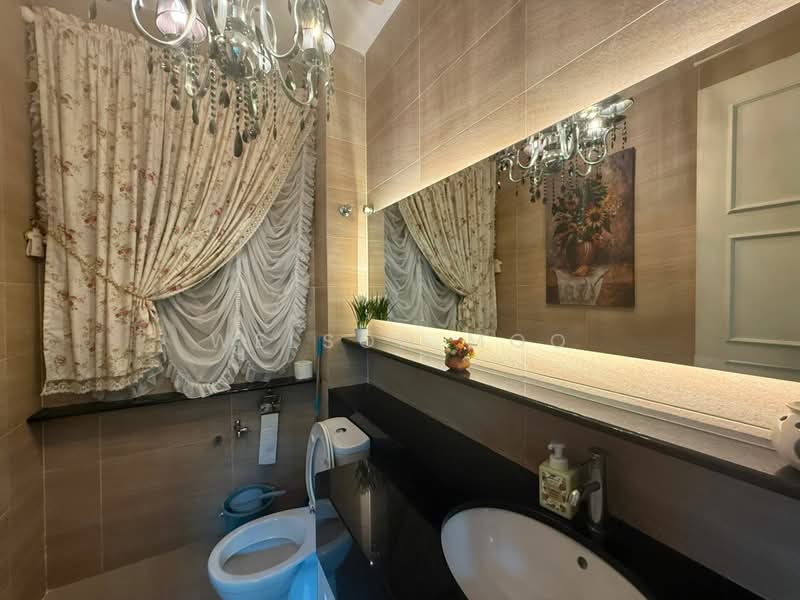 Semi-Detached House for Sale in Riverview Kemensah (Melawati) - Welson Moo - Bathroom - PropertyGuru.com.my