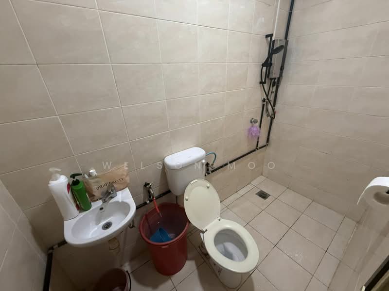 Semi-Detached House for Sale in Riverview Kemensah (Melawati) - Welson Moo - Bathroom - PropertyGuru.com.my
