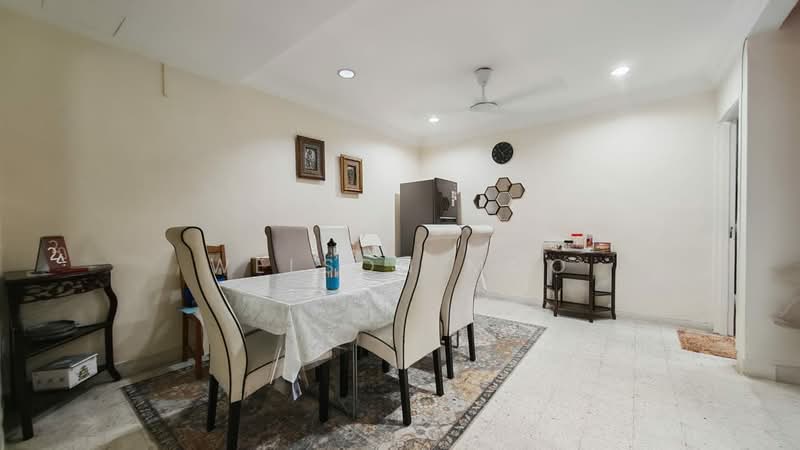 Rumah Teres 2-Tingkat untuk Dijual di Pinggiran Ukay (Ulu Kelang) - Welson Moo - Dining Room - PropertyGuru.com.my