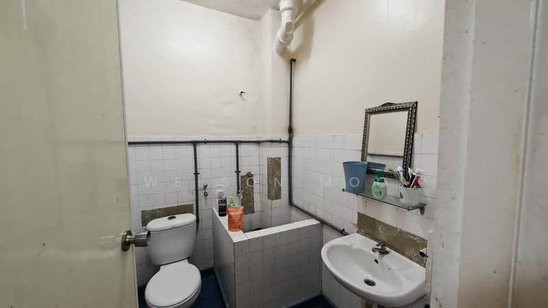 Rumah Teres 2-Tingkat untuk Dijual di Pinggiran Ukay (Ulu Kelang) - Welson Moo - Bathroom - PropertyGuru.com.my
