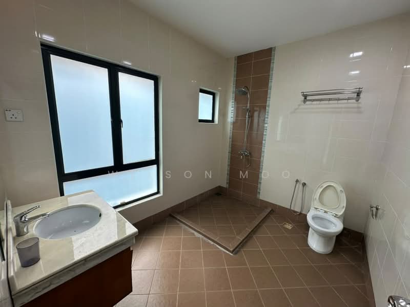 Bungalow House for Rent in Ukay Heights (Ampang) - Welson Moo - Bathroom - PropertyGuru.com.my