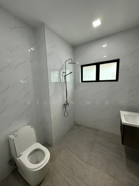 Bungalow House for Sale in Ukay Heights (Ampang) - Welson Moo - Bathroom - PropertyGuru.com.my