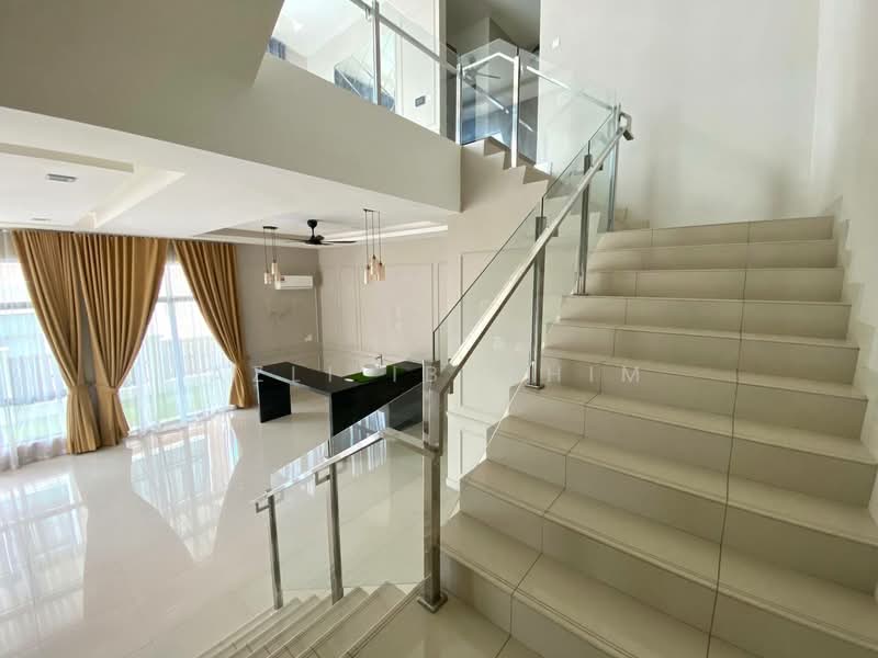Semi-Detached House for Sale in Taman Melawati (Ulu Kelang) - Azli Ibrahim - Living Room - PropertyGuru.com.my