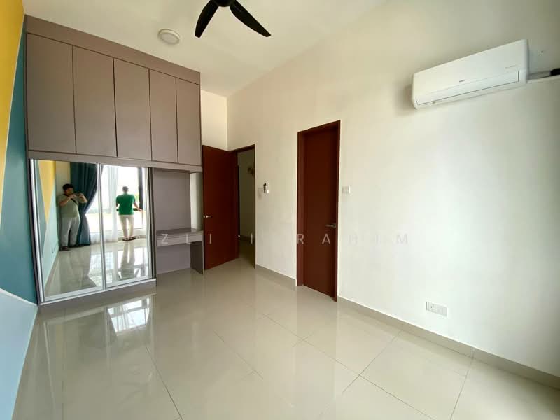 Semi-Detached House for Sale in Taman Melawati (Ulu Kelang) - Azli Ibrahim - Bedroom - PropertyGuru.com.my