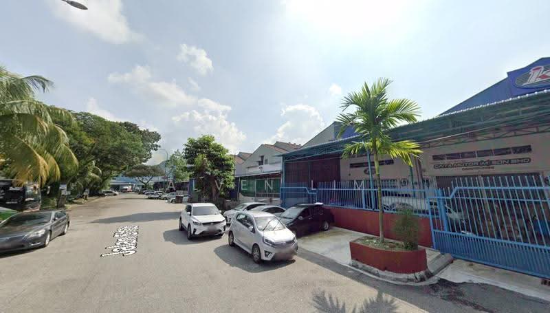 Kilang Teres untuk Dijual di Batu Caves (Selangor) - Alven Lim - Exterior - PropertyGuru.com.my