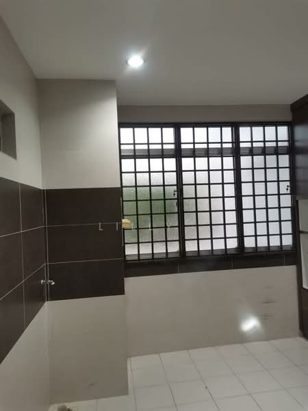 Condominium for Sale at Putra Place Condominium - Lilly . - Interior - PropertyGuru.com.my