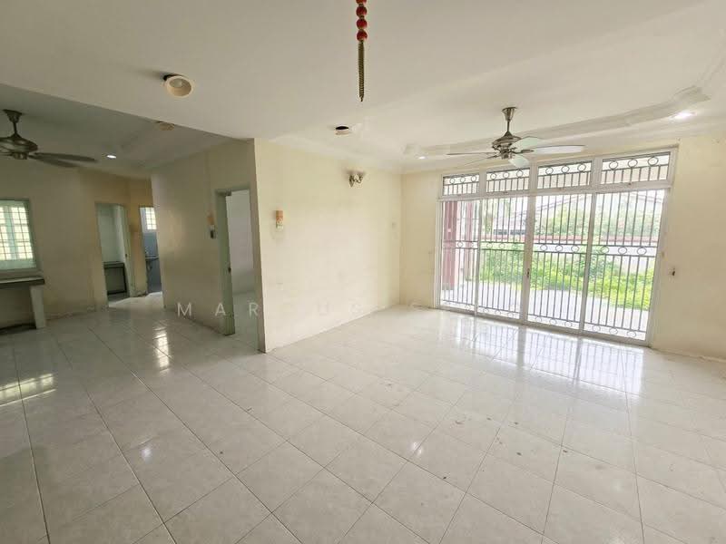 Rumah Teres 2-Tingkat untuk Dijual di Taman Pertama (Ipoh) - Marcus Seng - Living Room - PropertyGuru.com.my