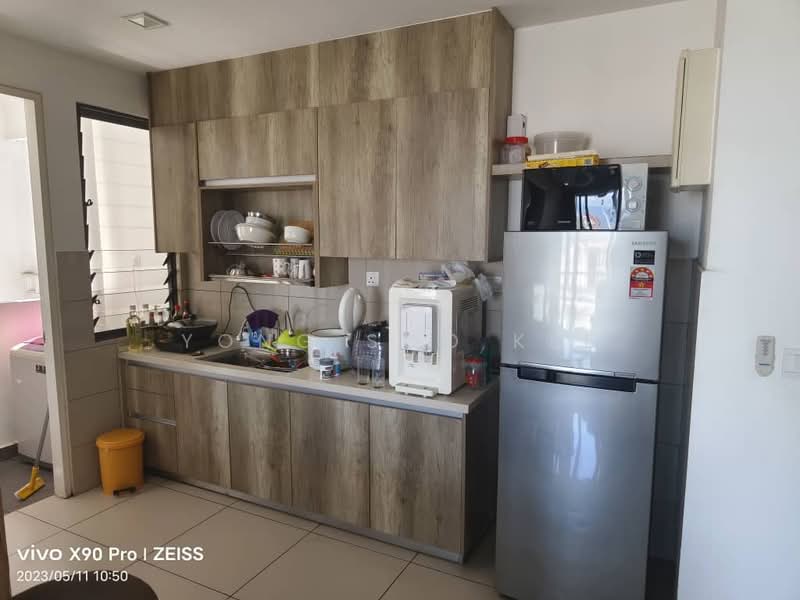 Service Residence for Rent at Woodsbury Suites - Yong Soo Kee - Kitchen - PropertyGuru.com.my