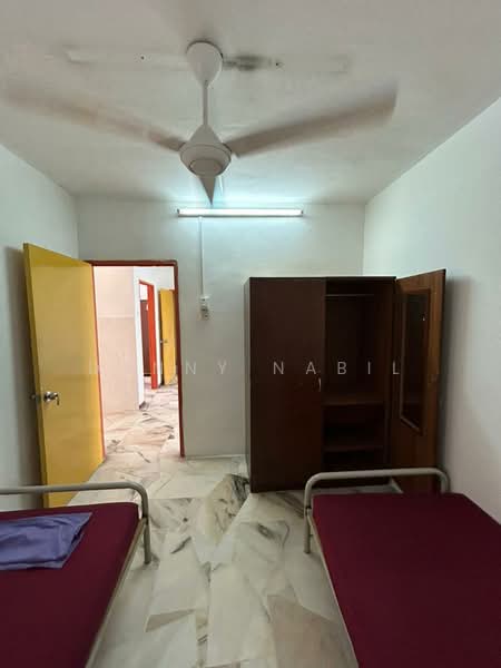 Flat for Rent at Flat PKNS Section 7 - Danny Nabil - Bedroom - PropertyGuru.com.my