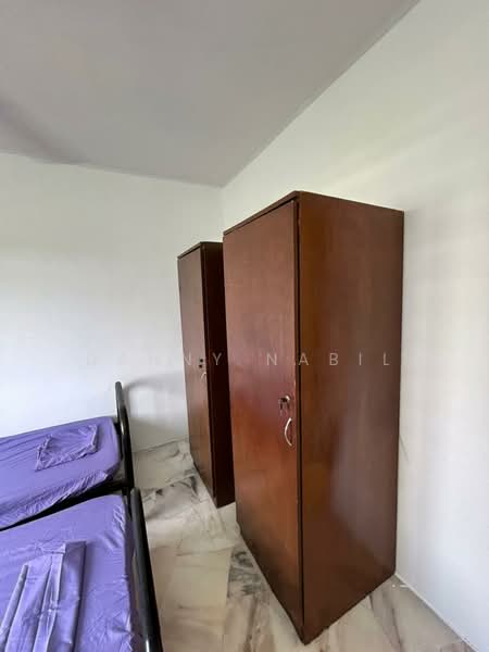 Flat for Rent at Flat PKNS Section 7 - Danny Nabil - Bedroom - PropertyGuru.com.my
