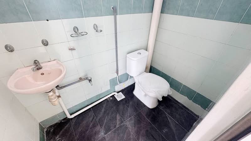 2-storey Terraced House for Sale in Taman Nusa Damai (Pasir Gudang) - Kuu Chin - Bathroom - PropertyGuru.com.my