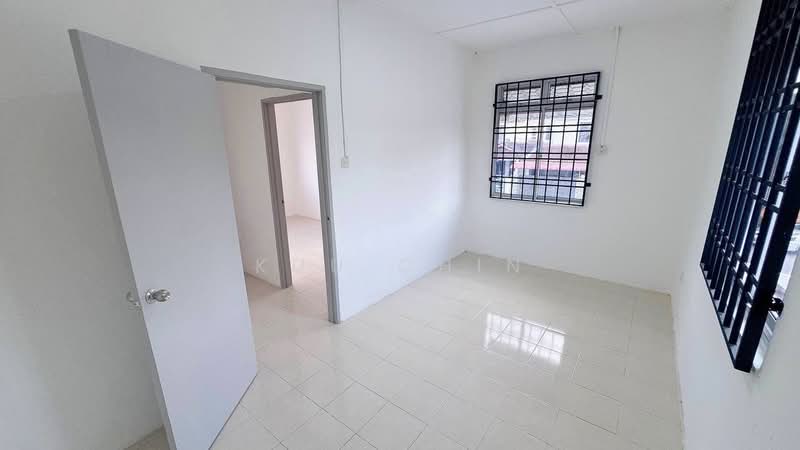 2-storey Terraced House for Sale in Taman Nusa Damai (Pasir Gudang) - Kuu Chin - Interior - PropertyGuru.com.my