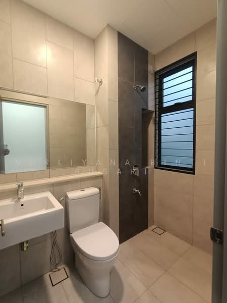 Terraced House for Rent in Elmina (Shah Alam) - Nurliyana Binti Busari - Bathroom - PropertyGuru.com.my