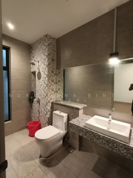 Terraced House for Rent in Elmina (Shah Alam) - Nurliyana Binti Busari - Bathroom - PropertyGuru.com.my