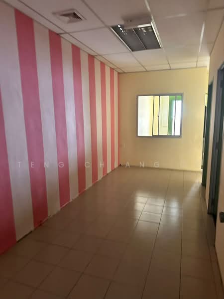 Pejabat untuk Disewa di Taman Molek (Johor Bahru) - Teng Chiang Oo - Interior - PropertyGuru.com.my