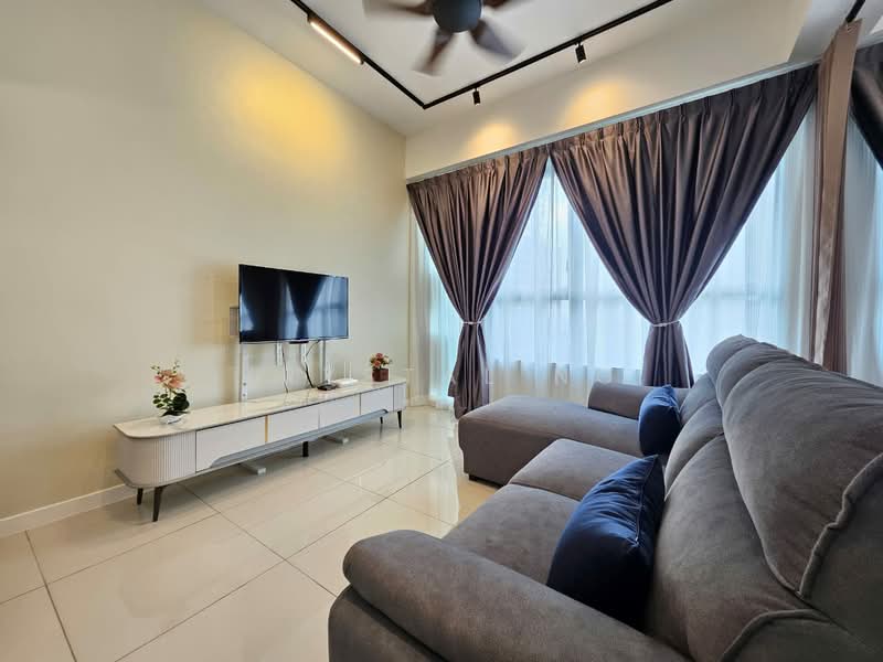 Kediaman Servis untuk Disewa di SouthPlace Residences @ Tropicana Metropark - Krystal Ng - Living Room - PropertyGuru.com.my