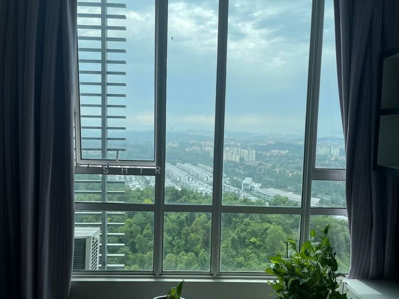 Kediaman Servis untuk Dijual di Garden Plaza - Shirlee Toh - View - PropertyGuru.com.my