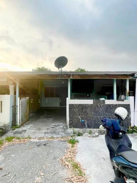 Terraced House for Sale in Taman Sri Intan (Kajang) - Azli Ibrahim - Exterior - PropertyGuru.com.my