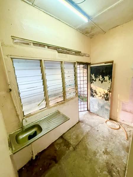 Terraced House for Sale in Taman Sri Intan (Kajang) - Azli Ibrahim - Interior - PropertyGuru.com.my