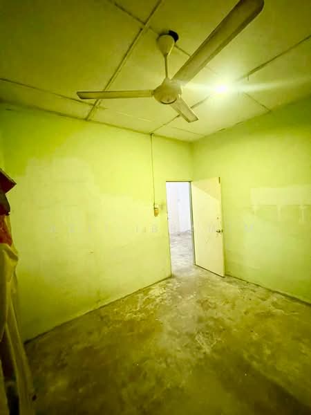 Terraced House for Sale in Taman Sri Intan (Kajang) - Azli Ibrahim - Interior - PropertyGuru.com.my